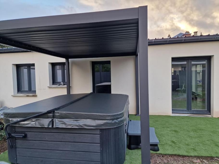 Maison Avec Jacuzzi Et Sauna Épinal Екстериор снимка
